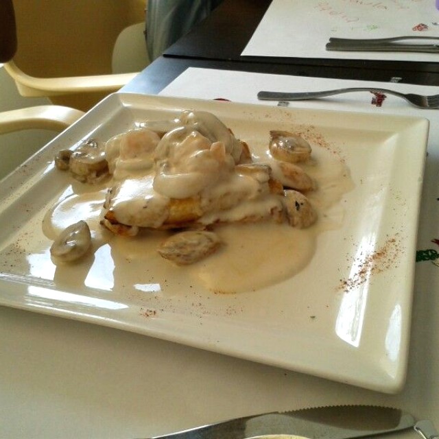 Corvina Mochika
