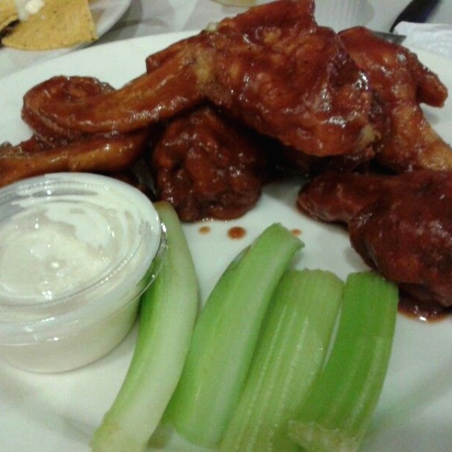 Alitas en salsa BBQ