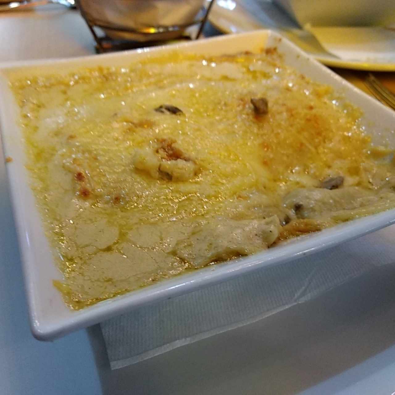 Lasaña pollo y champiñones