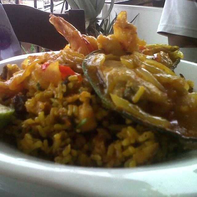 Paella marinera