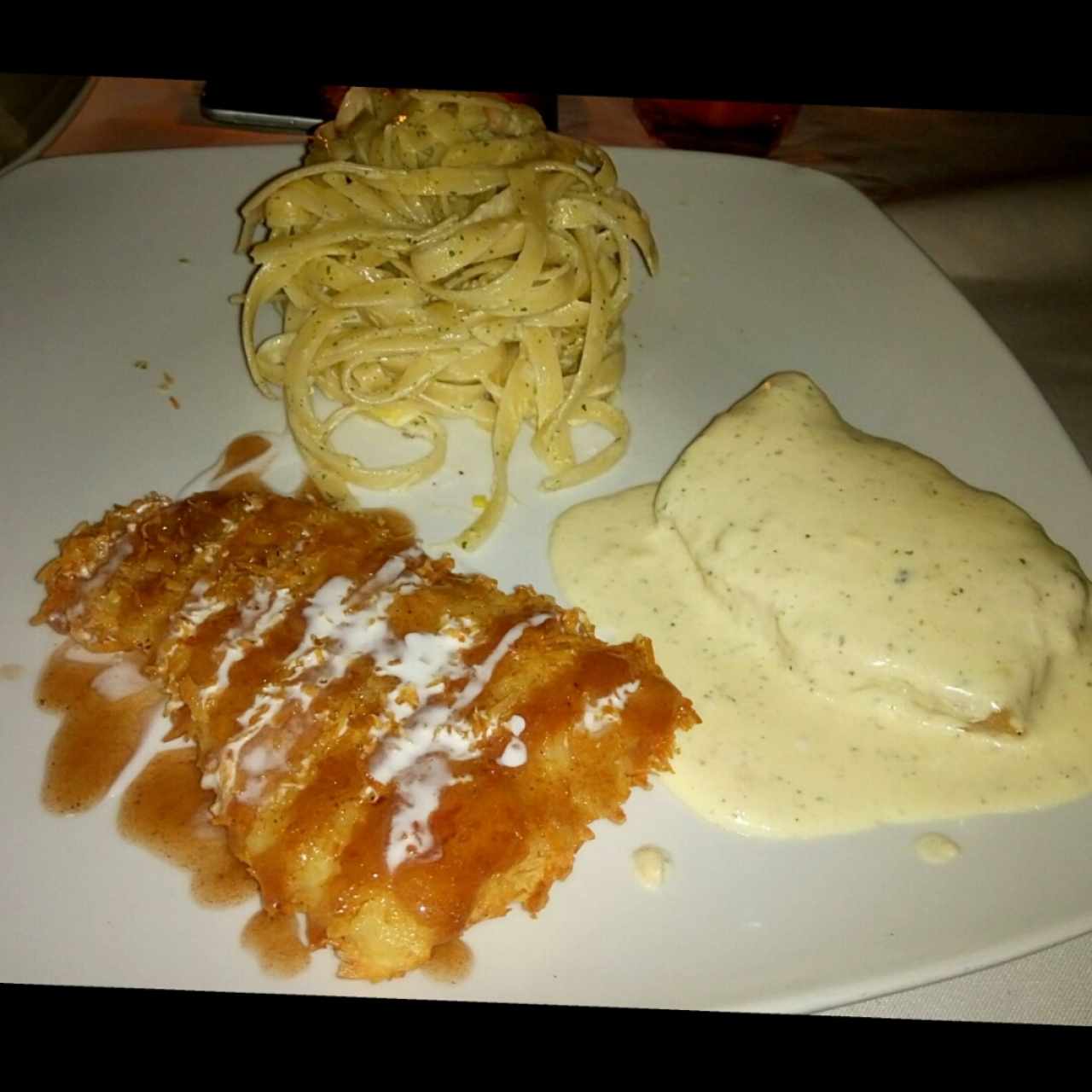 Plato de la casa: Robalo y cerdo