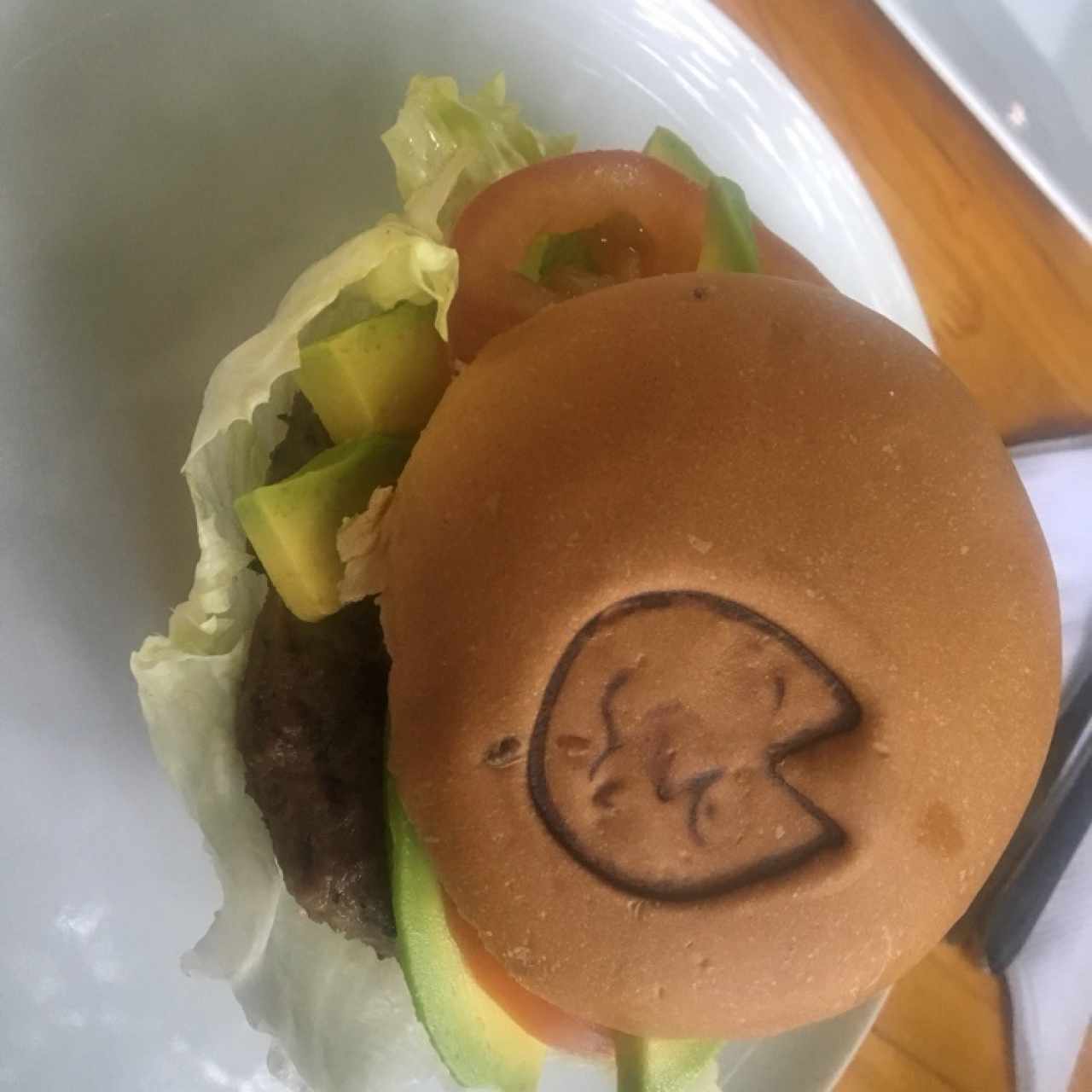 hamburguesa aguacate