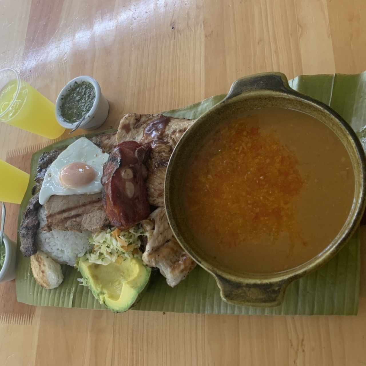 Montañera Parrillada con naranjada
