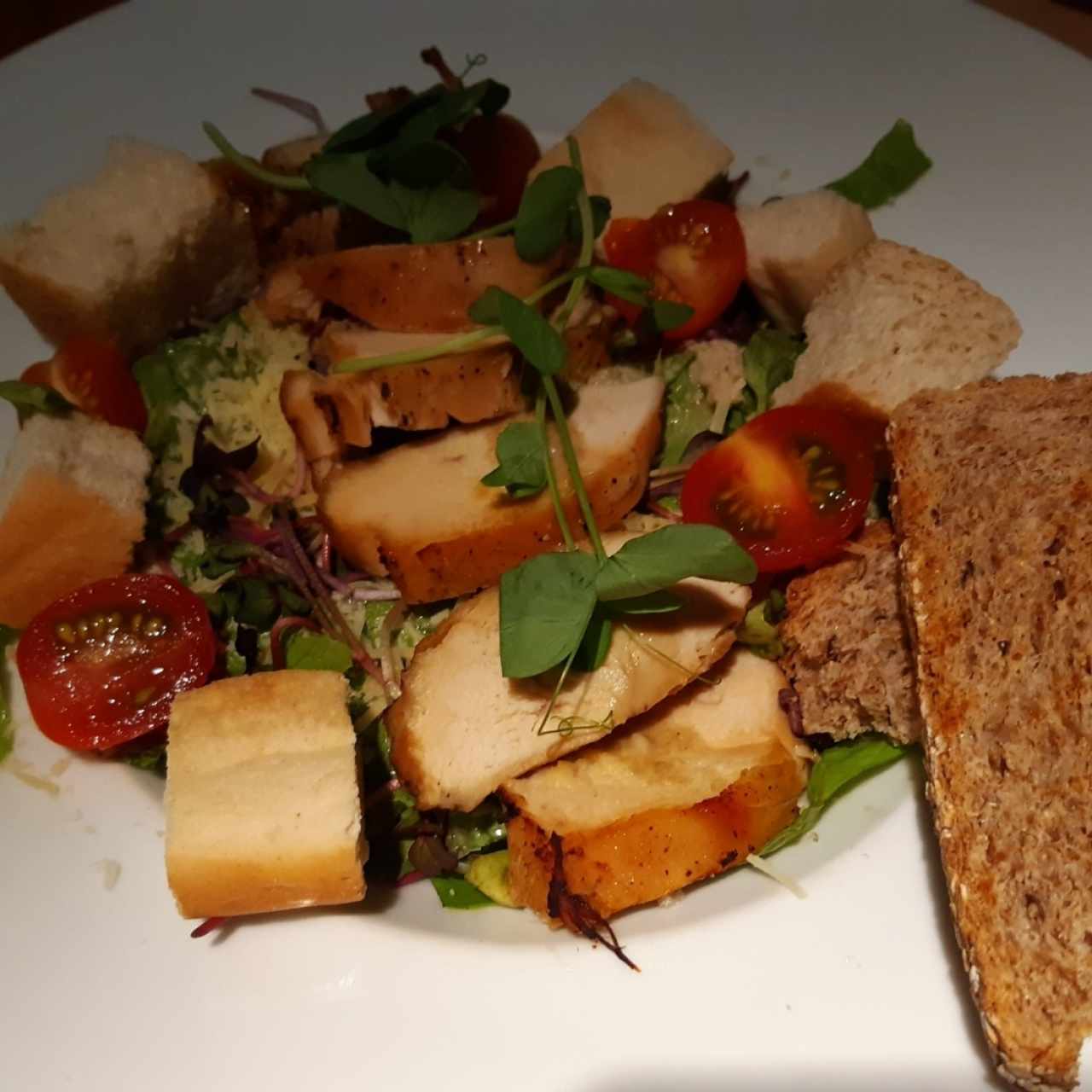 Ensalada Cesar con pollo