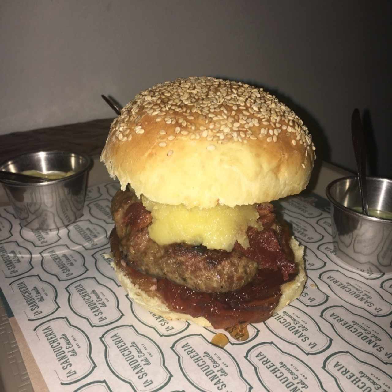 Hamburguesa Doble R azul