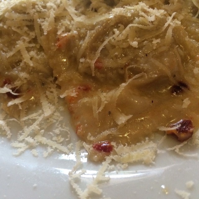 Raviolis con maduro y queso