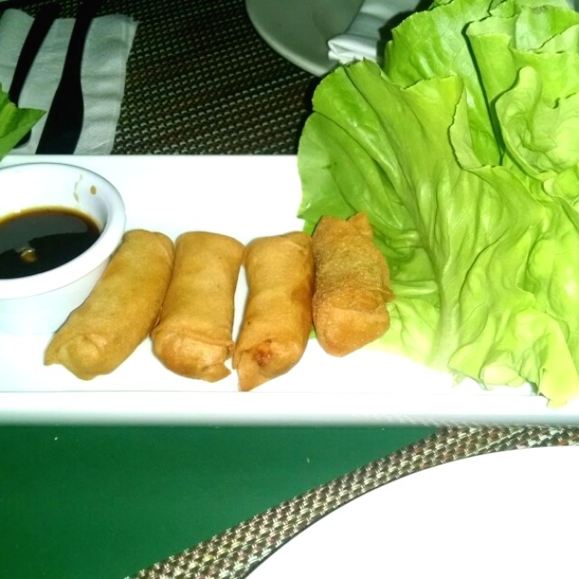 Rollitos de jaiba y camarones