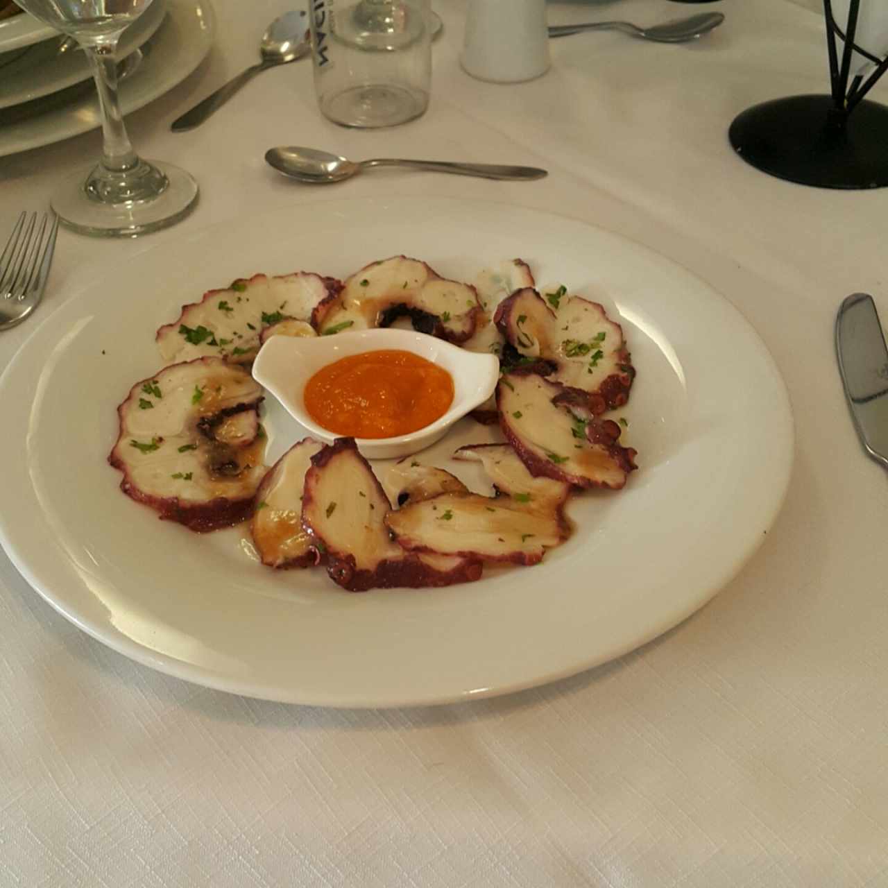 tiradito de pulpo