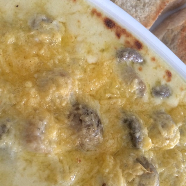 Champiñones gratinados