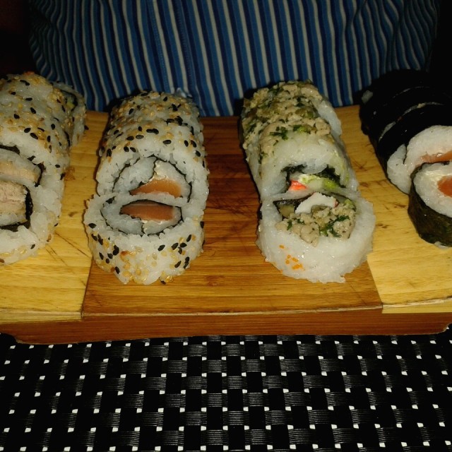 Varios rolls en All you can eat!