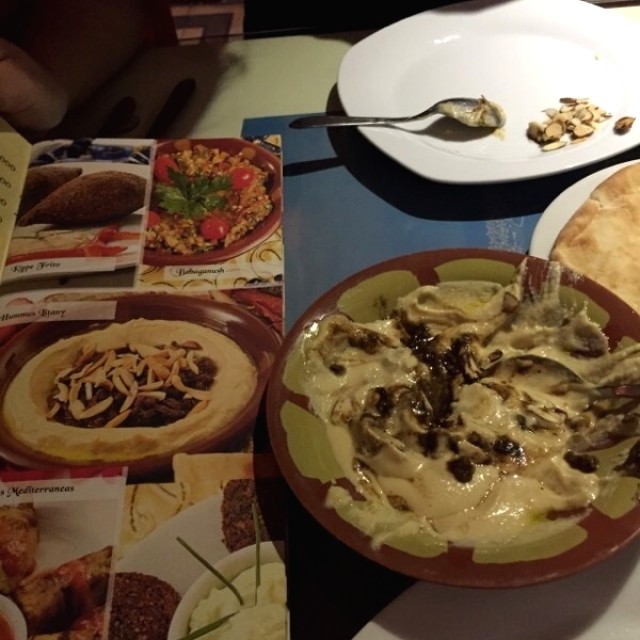 Hummus Litany en la carta y en la realidad 
