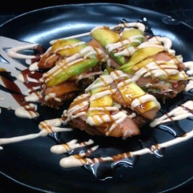 Sushi pizza