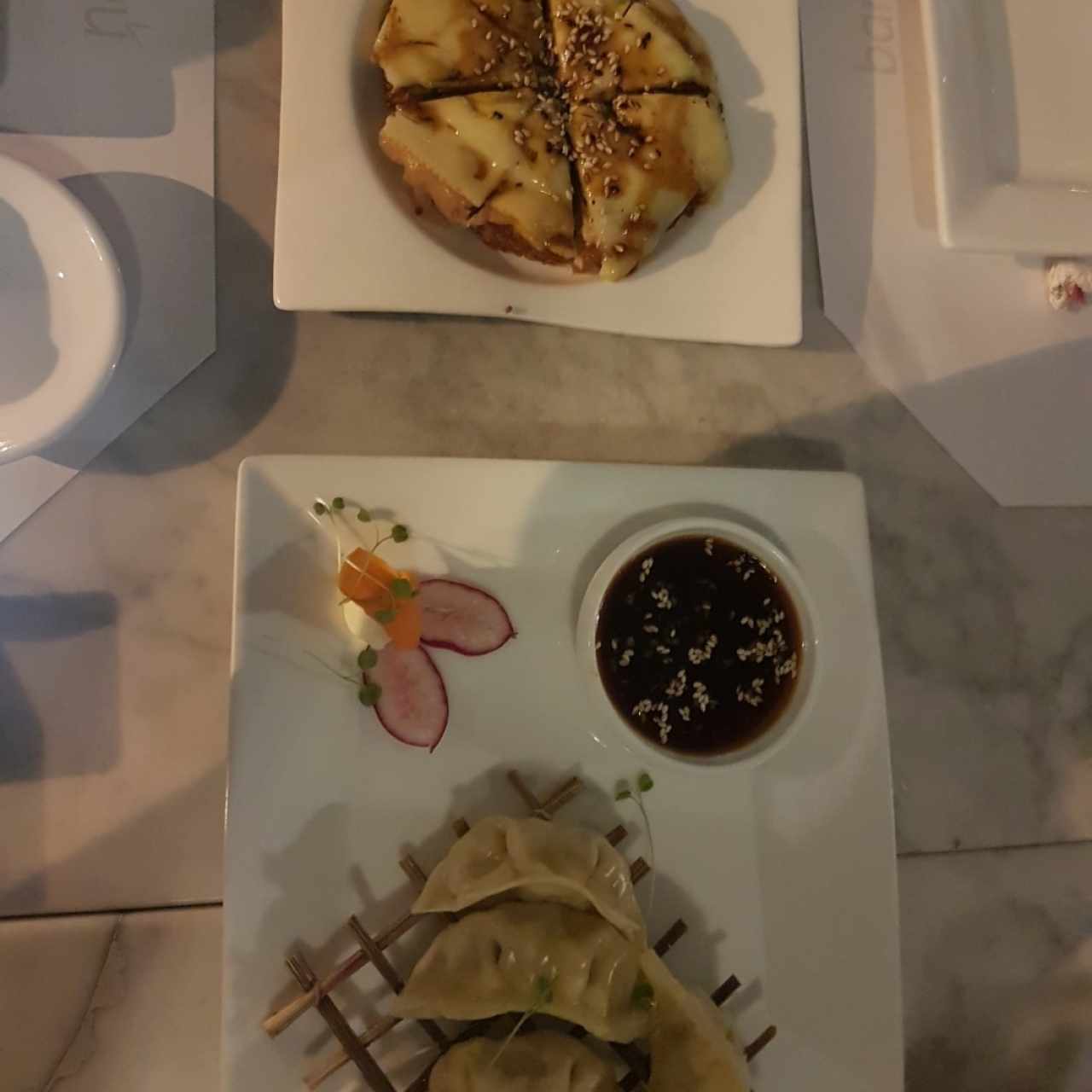 Giosas y Mini Pizza de Salmón
