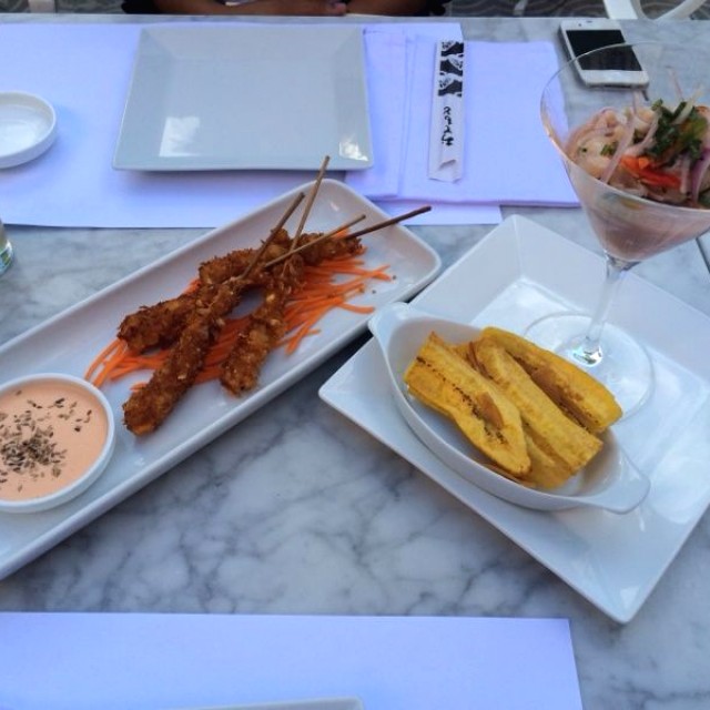 Ceviche de mero & langoustine crunch
