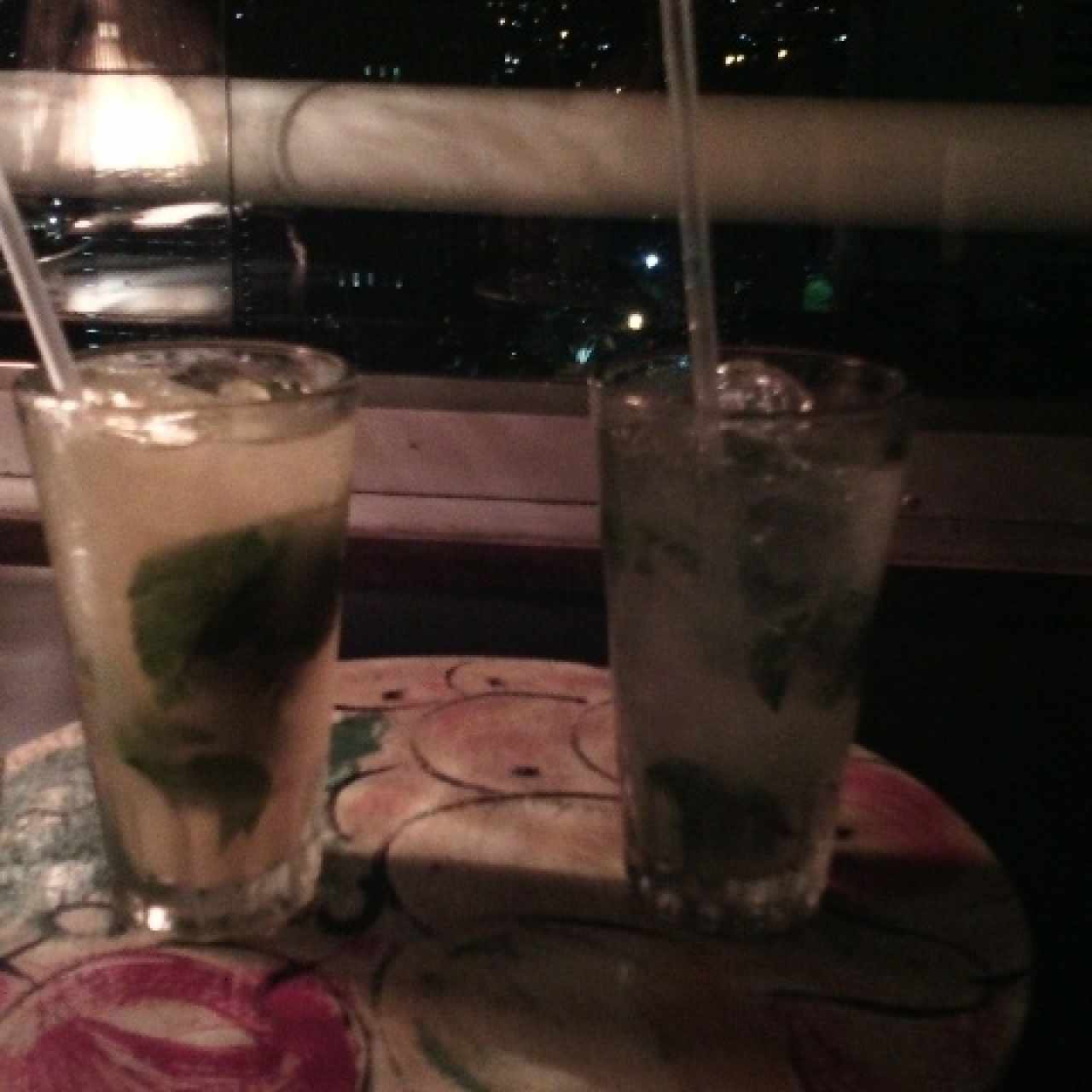 Mojito de Mango y Mojito Clásico