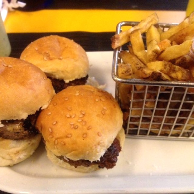Trio de hamburguesas