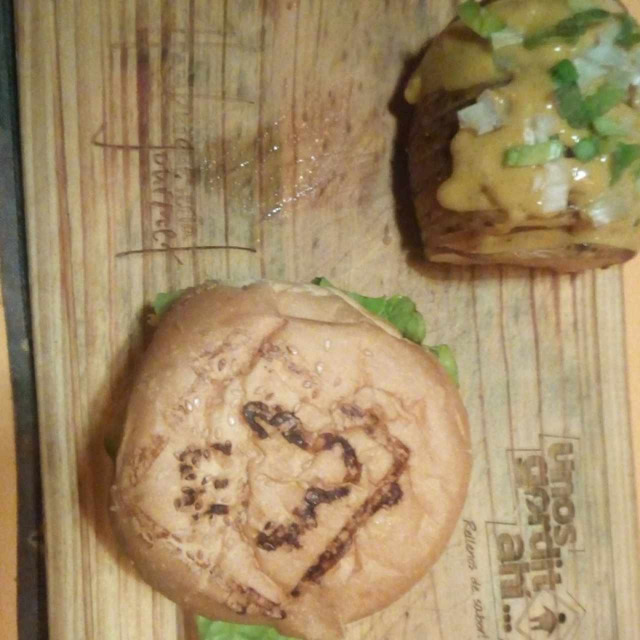 Solita con papas acordeón
