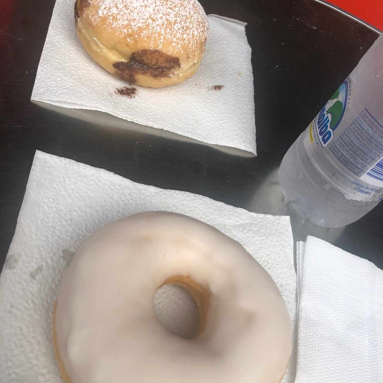 Rosca Glaseada y Dona de Nutella 