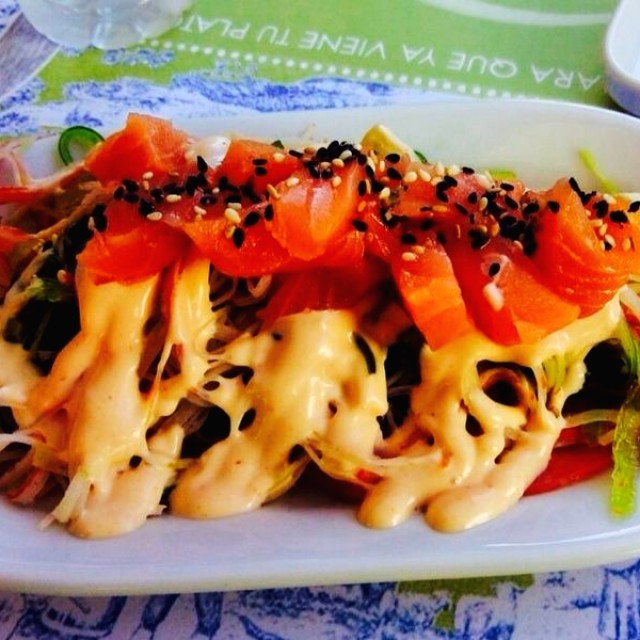 Ensalada de Kani ( muy recomendable de entrada)