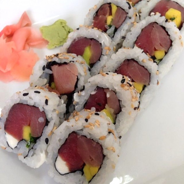 Maguro Roll