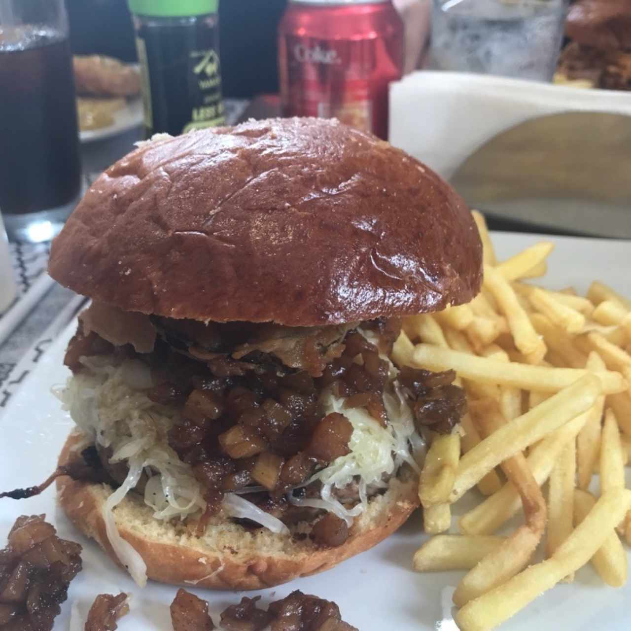 combinación de carne con morcilla y cochino