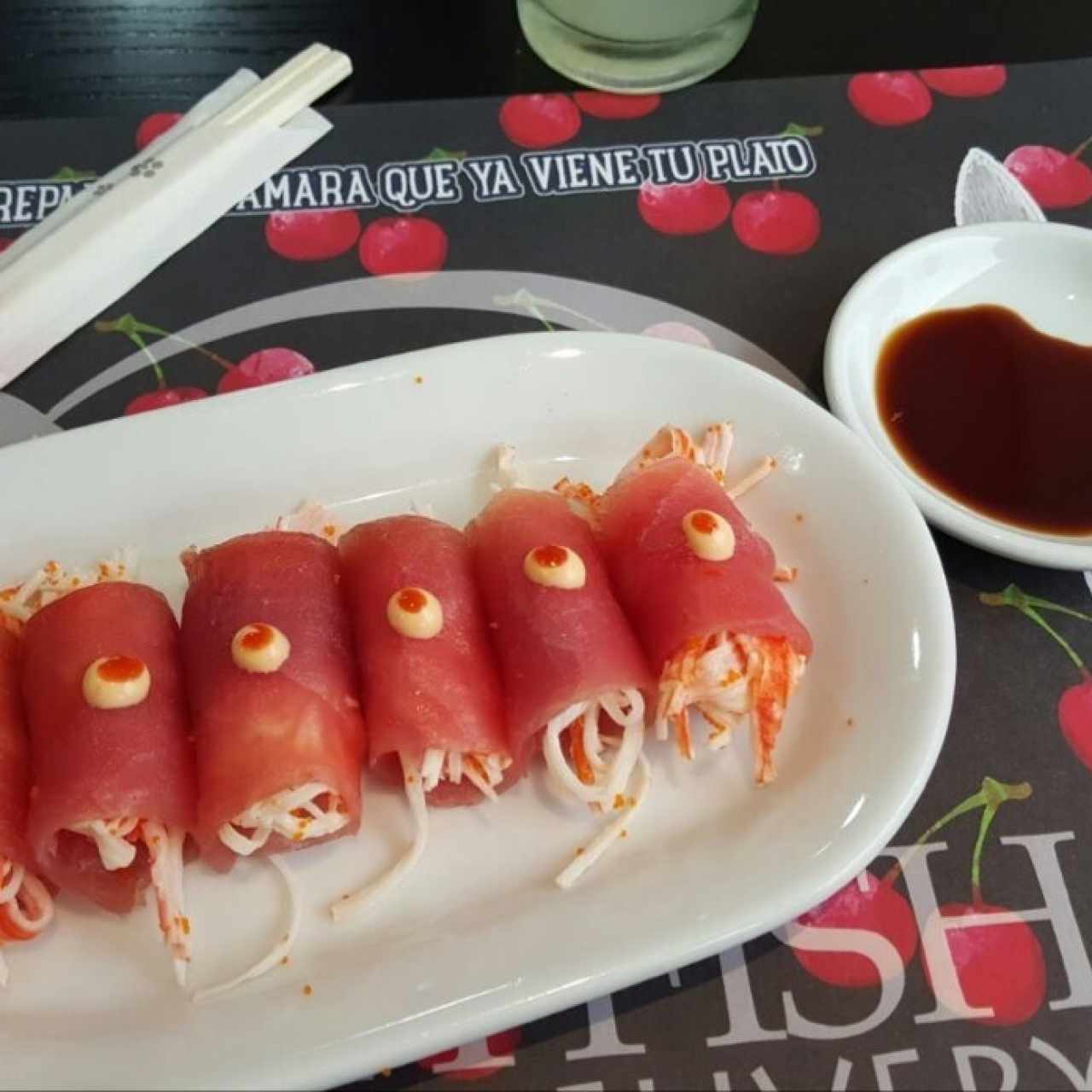 tuna y crab roll