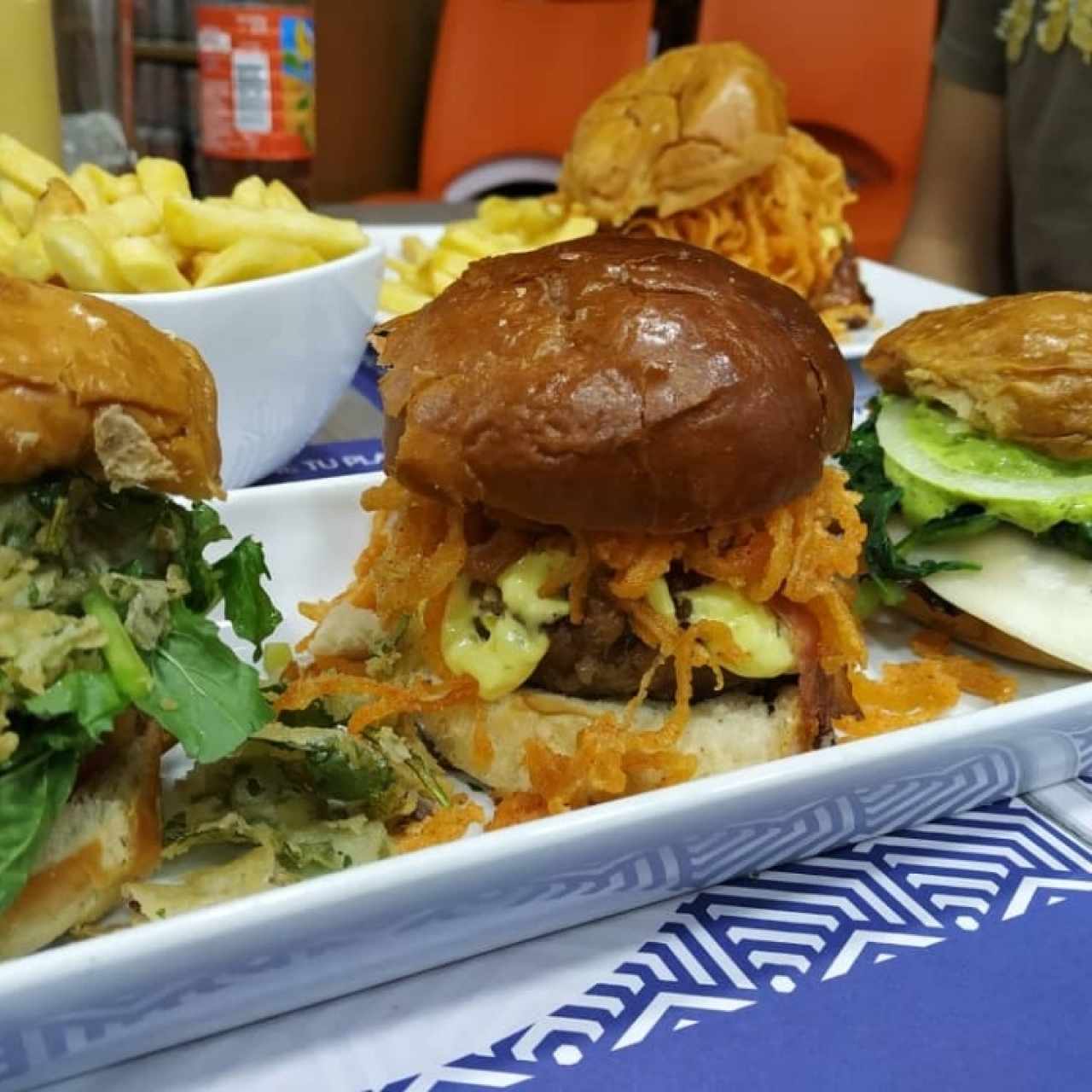 Trío de hamburguesas