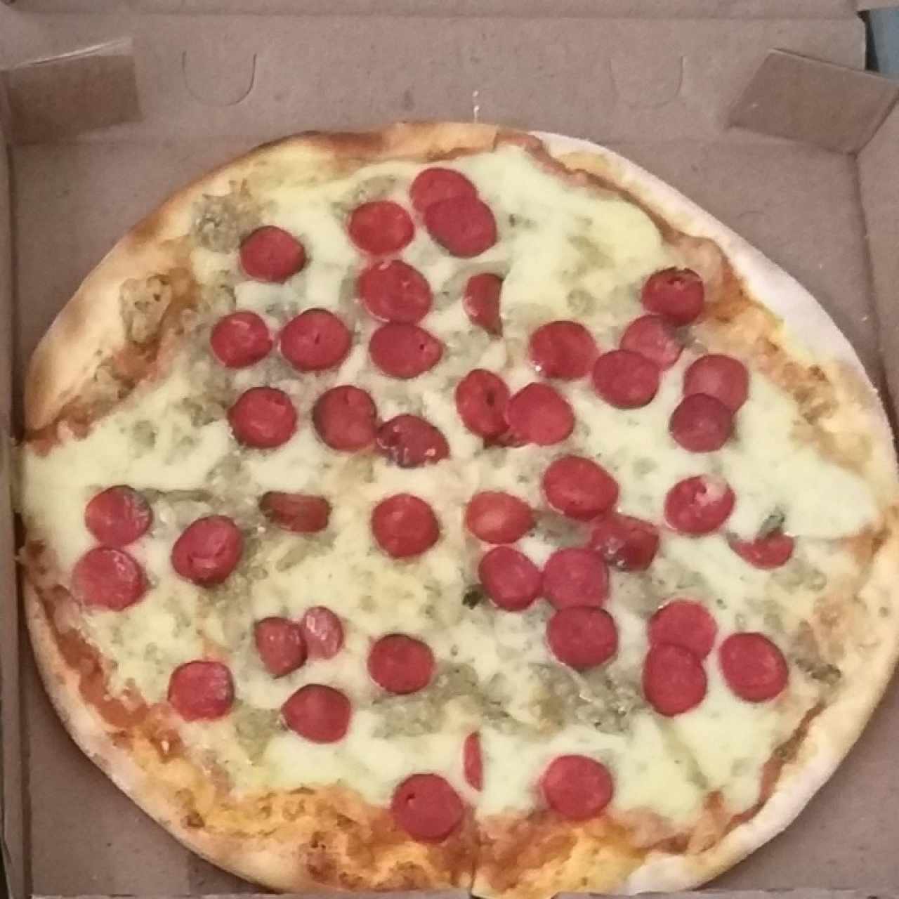 Pizzas - 7.- 4 Quesos con chistorra