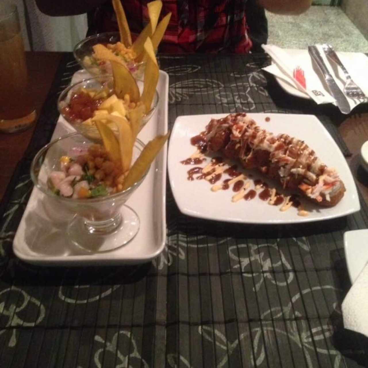 rolls dragon y degustacion de ceviche