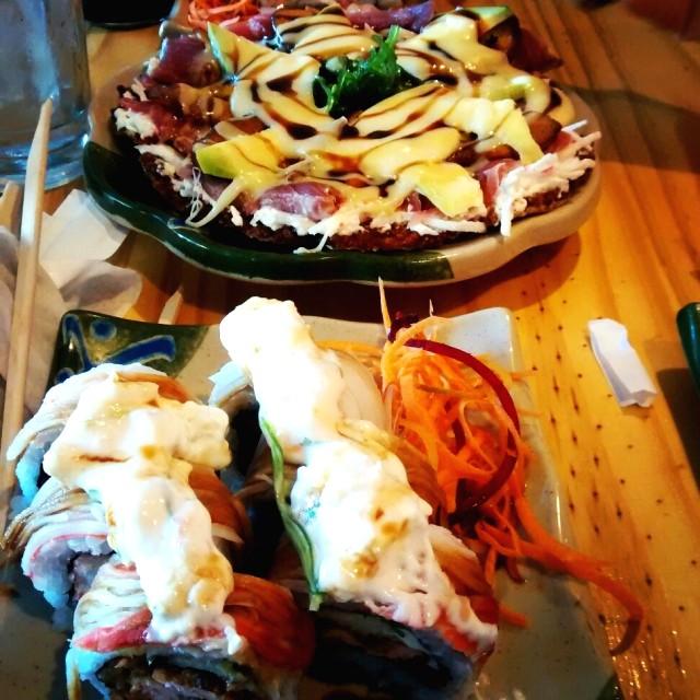 Sushi Pizza y Parampampam Roll