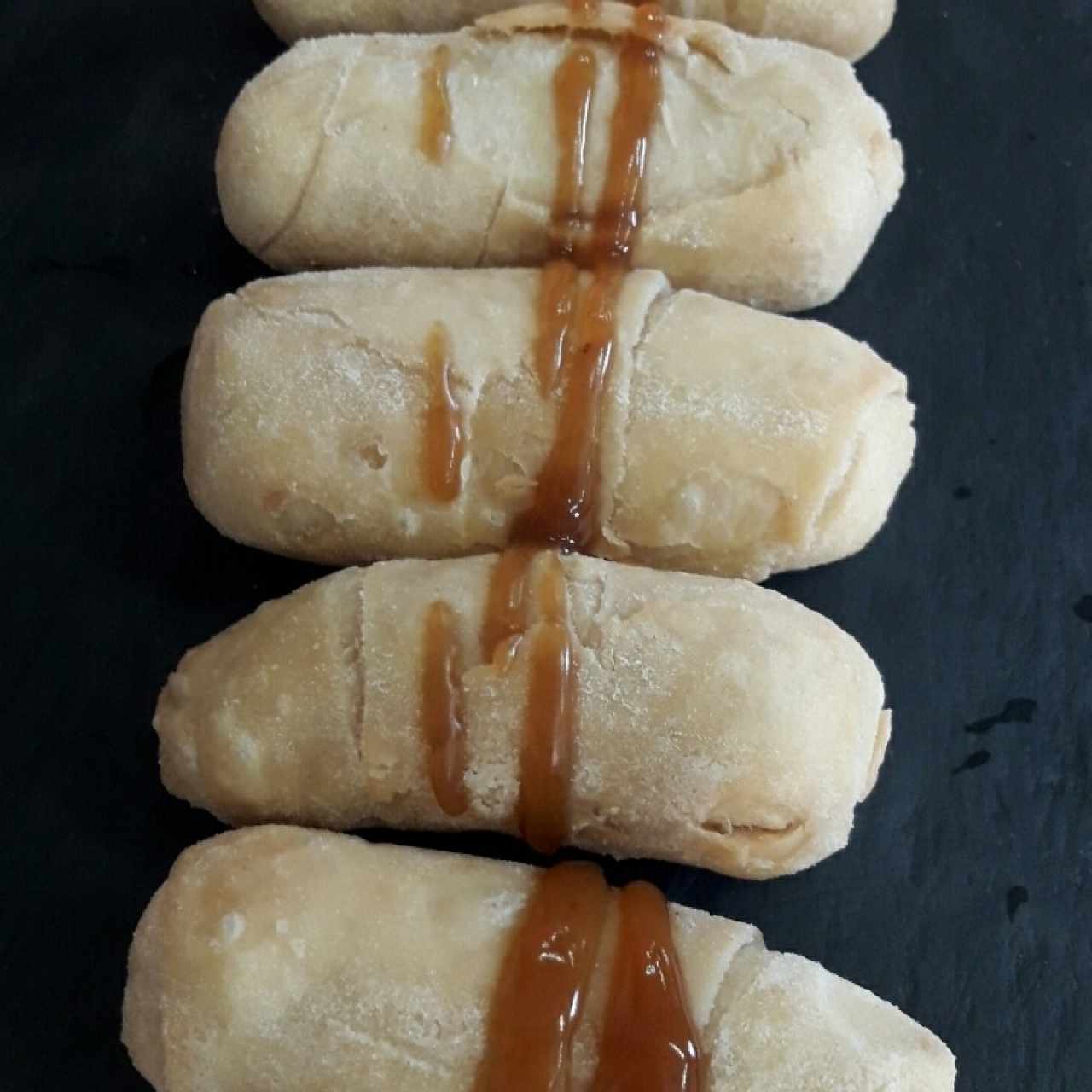 tequeños al papelon