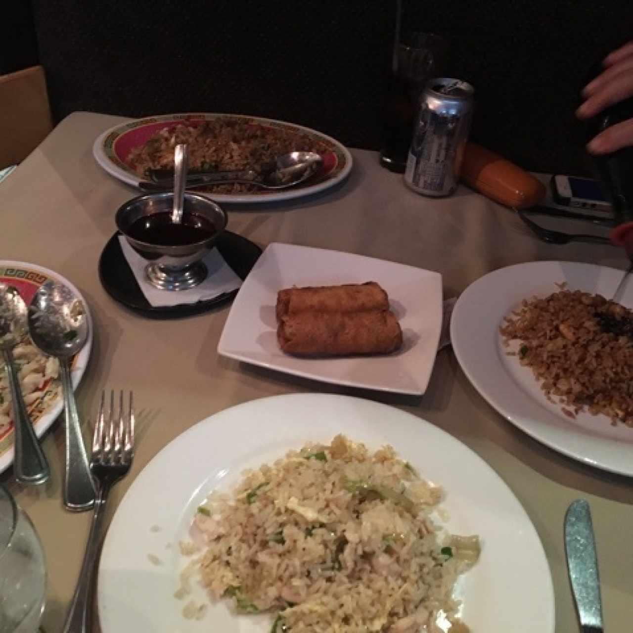 arroz con pollo con y sin soya  y racion de lumpias