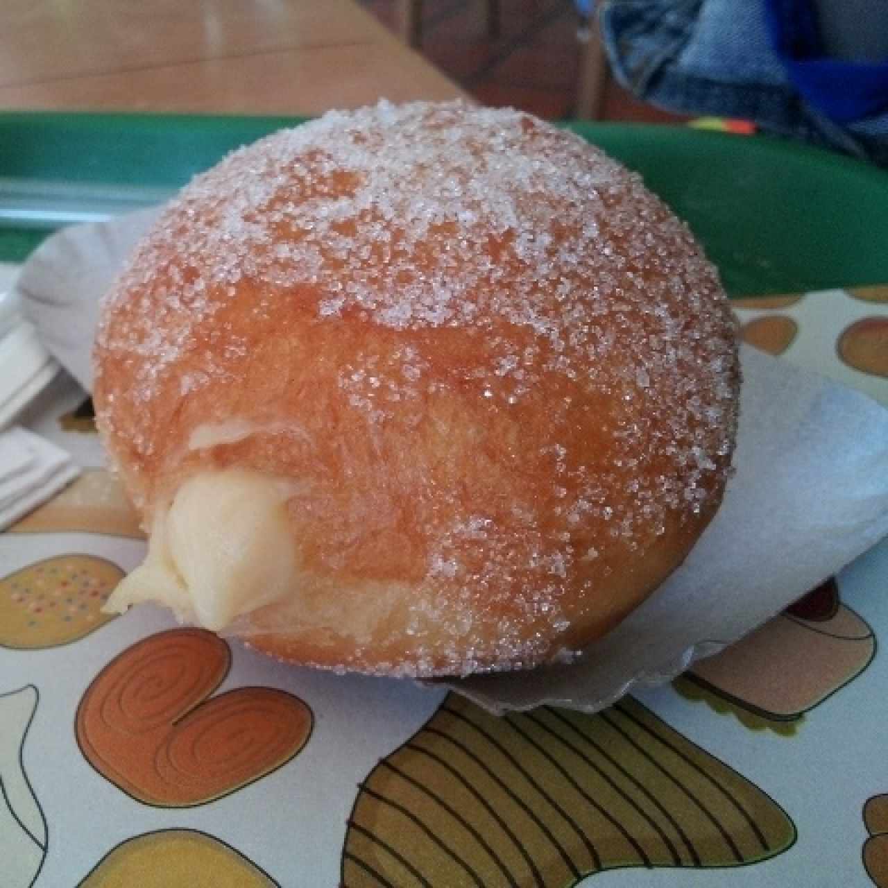 Bomba de Crema pastelera