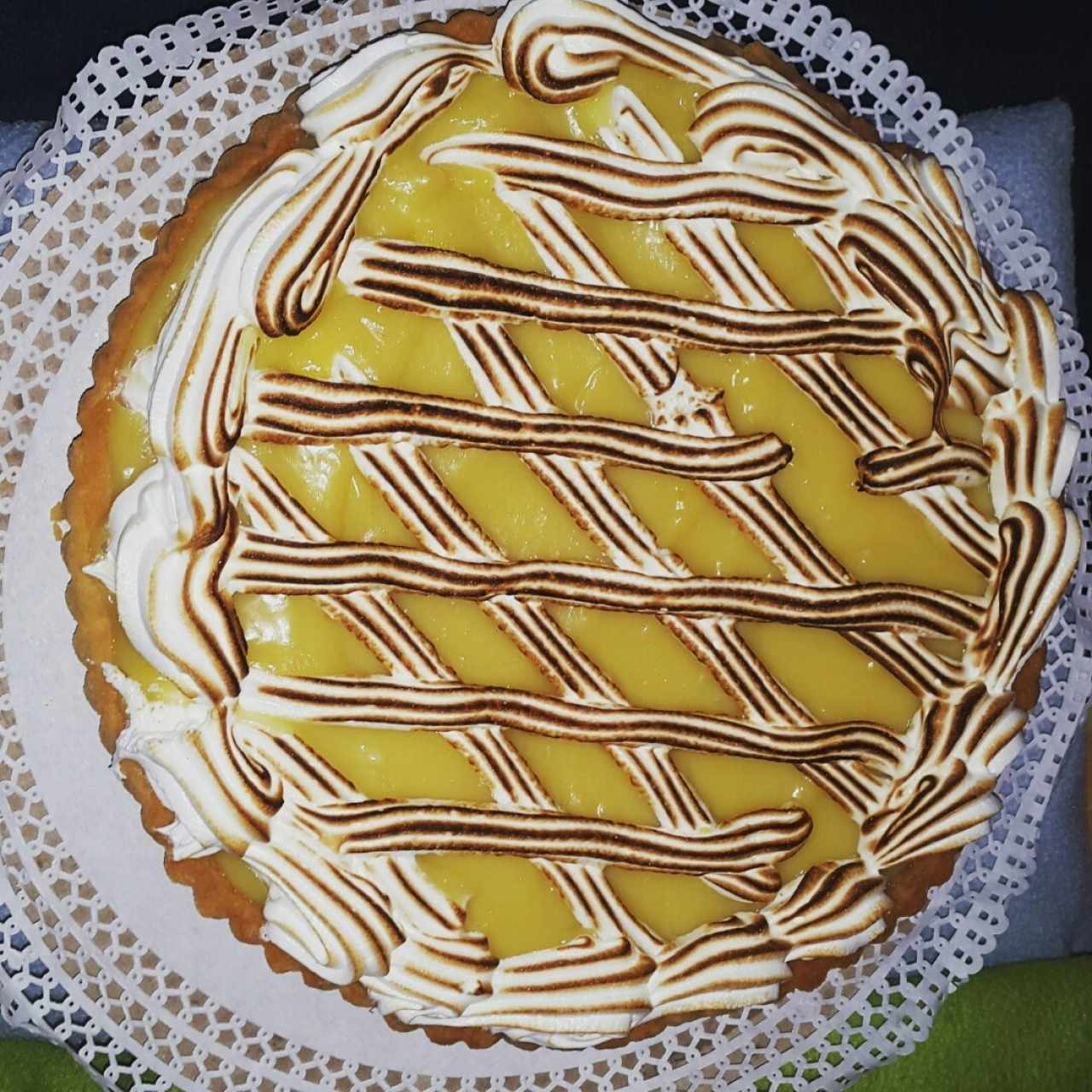 Pie de limón grande 