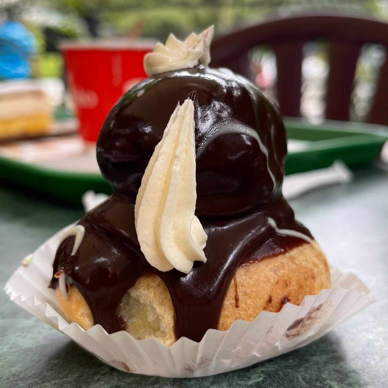 profiterol de chocolate