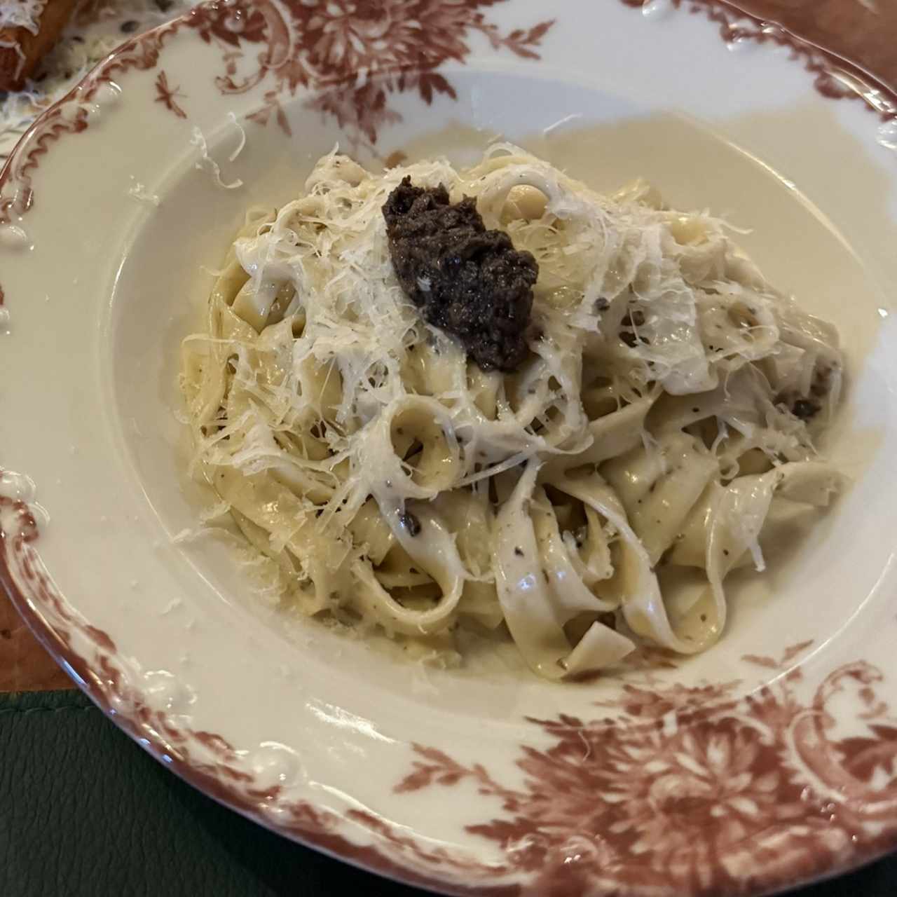 Fetuccine alla crema di tartufo