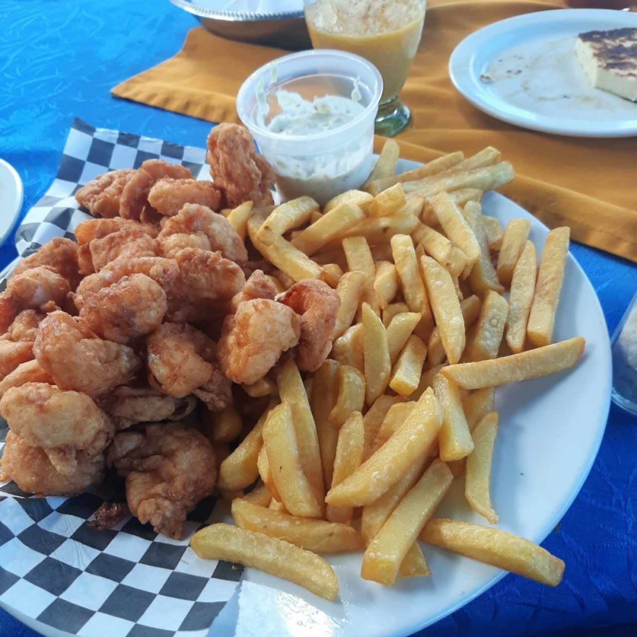 camarones rebozados, excelentes! 