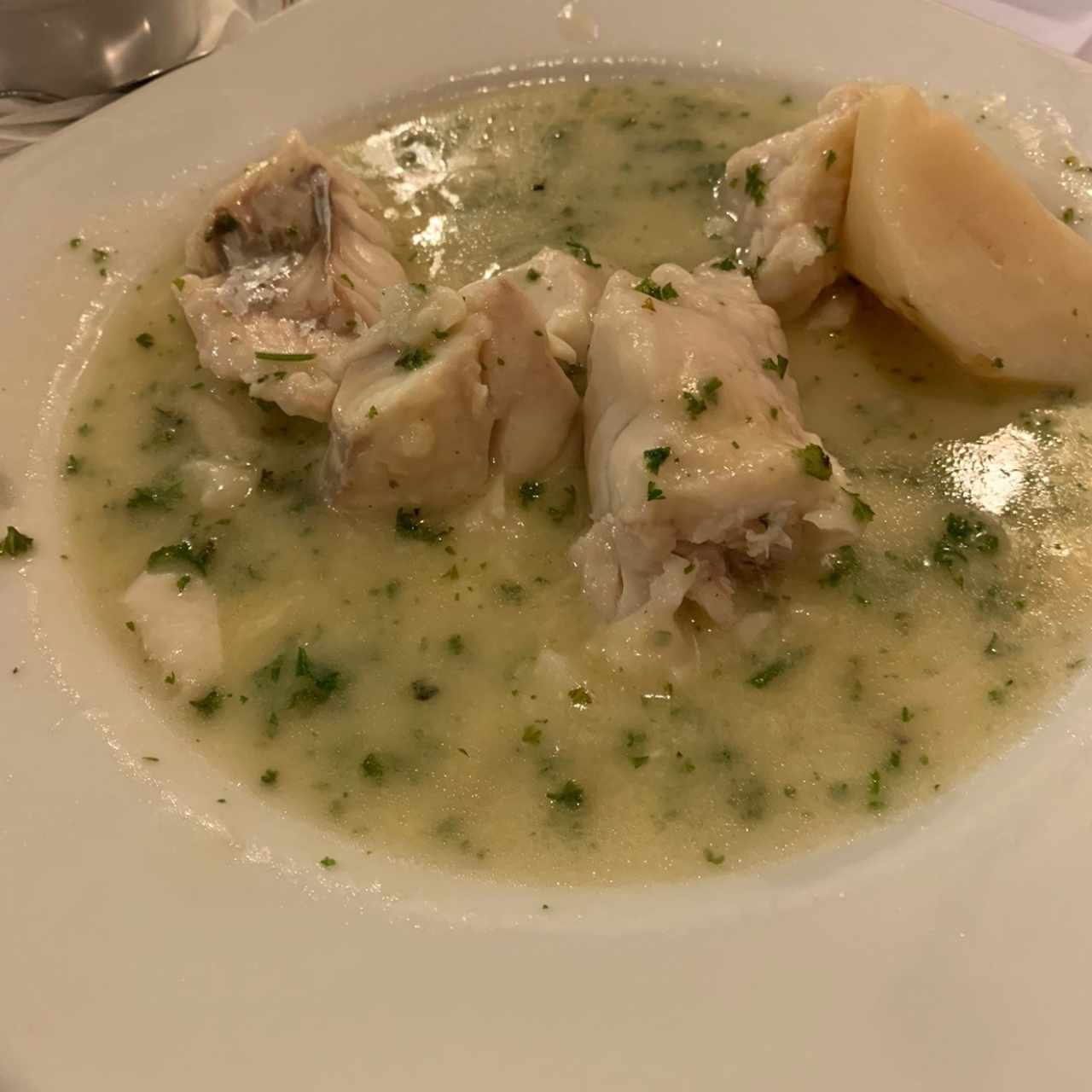 mero en salsa verde