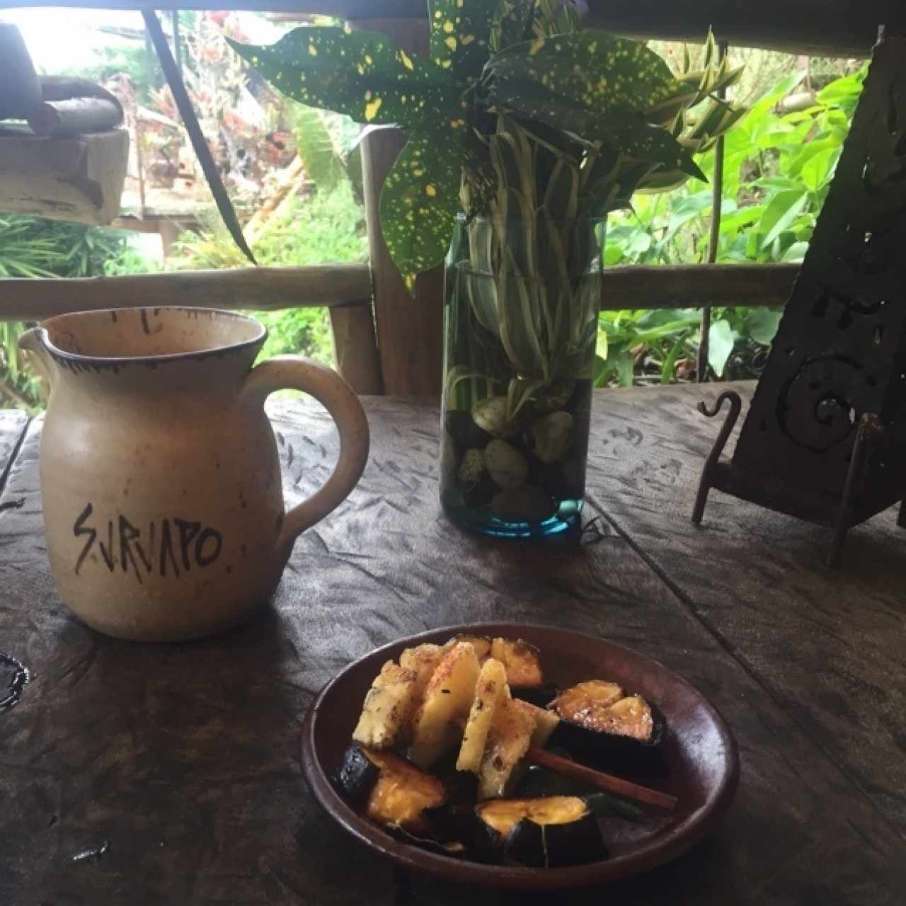 piña y platano en reduccion de papelon 