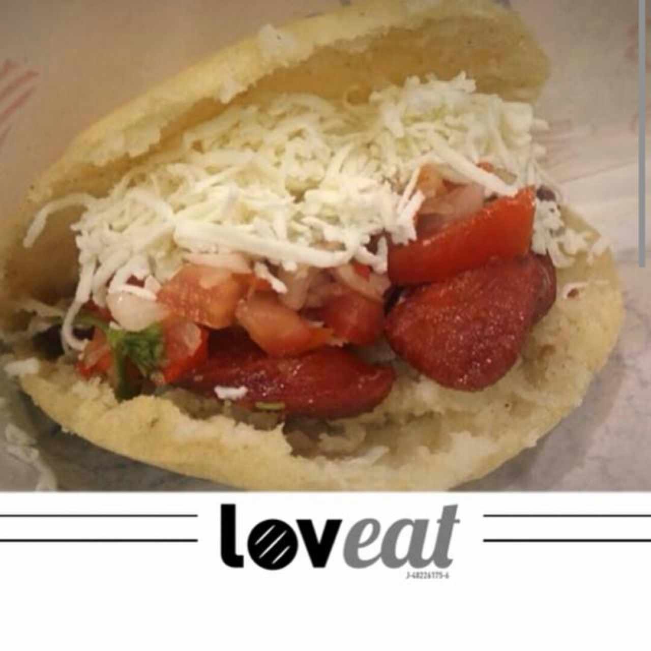 Chorizo con pico de gallo y queso blanco