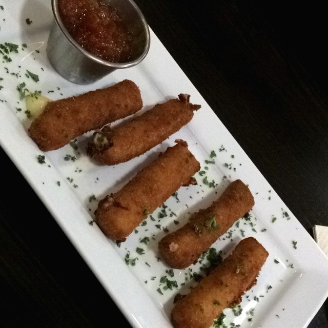Mozzarella sticks 