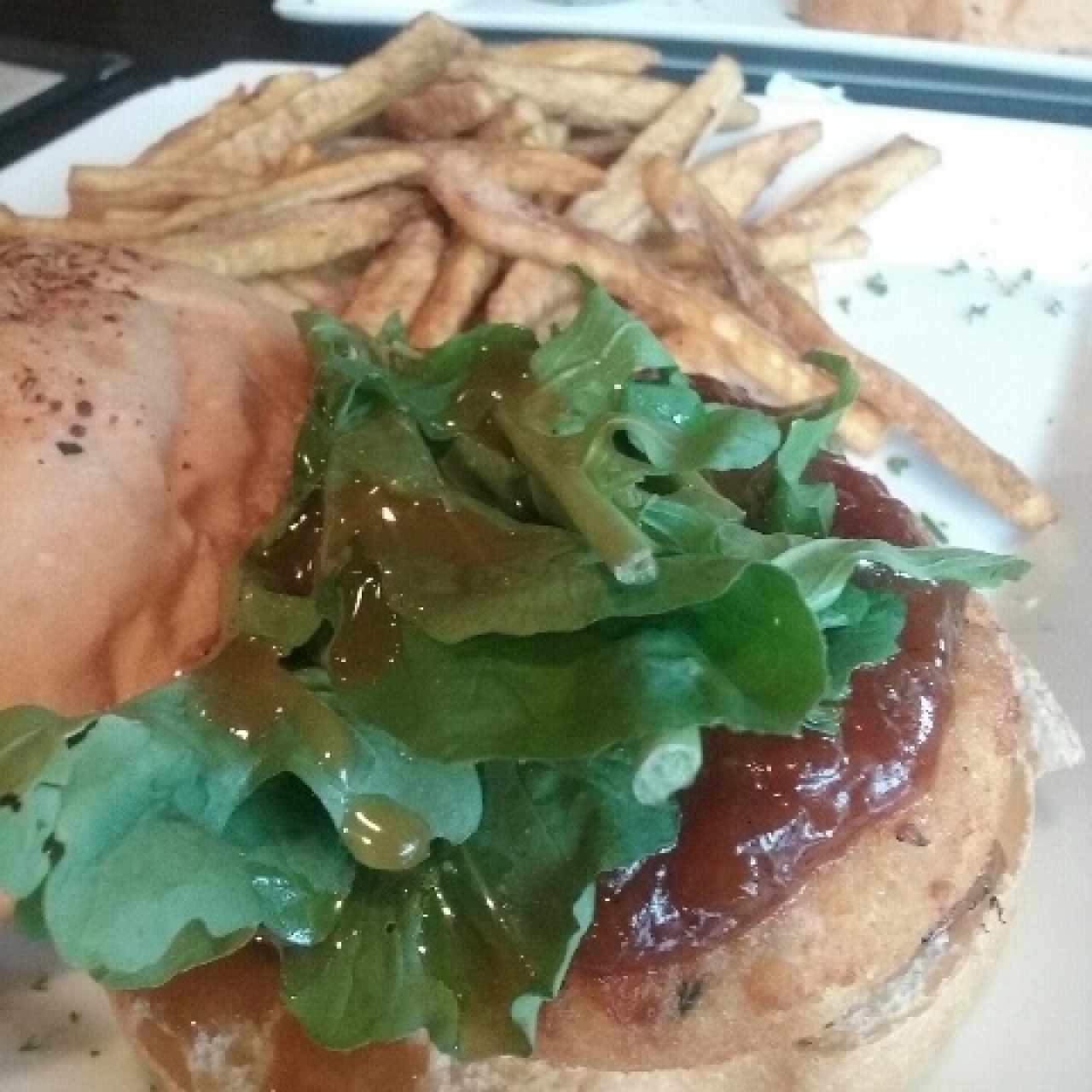 Vegetariana con plátanos fritos