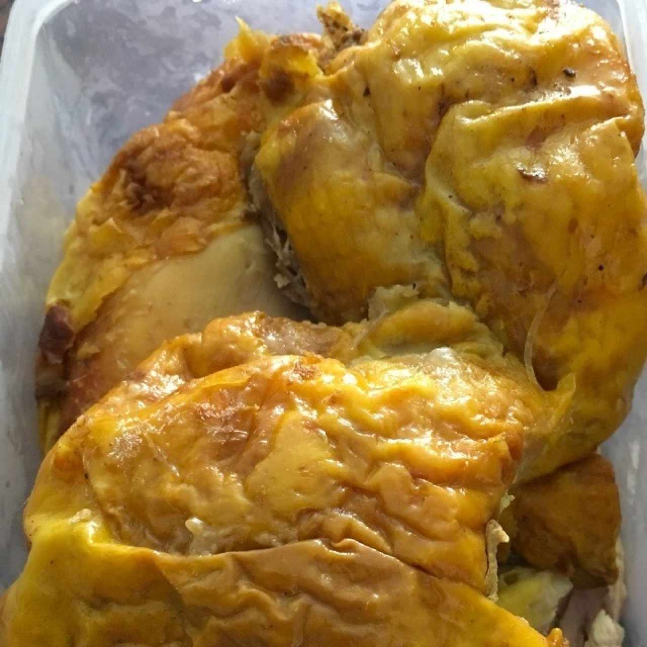 Pollo en Brasas, Espectacular
