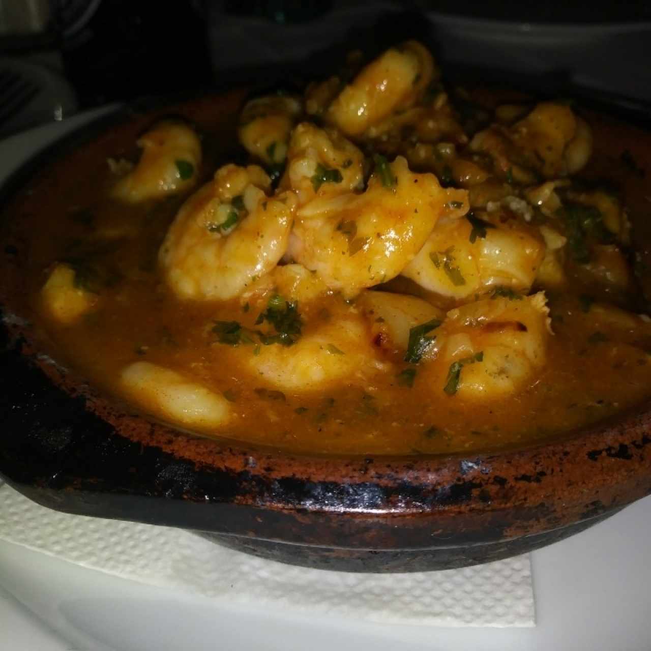 Camarones al ajillo