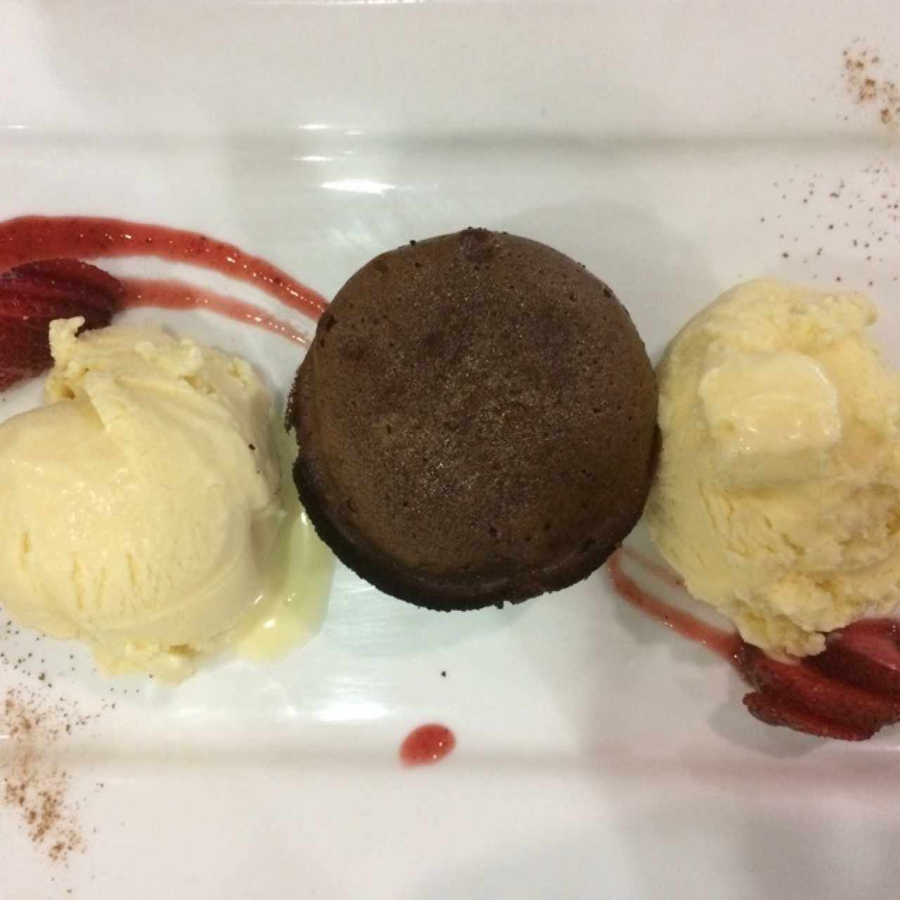 fondant con helado de vainilla