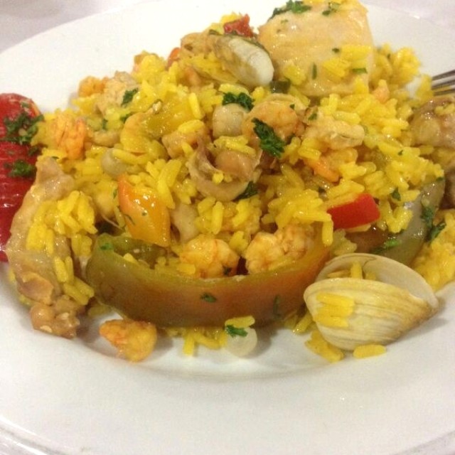 Paella valenciana