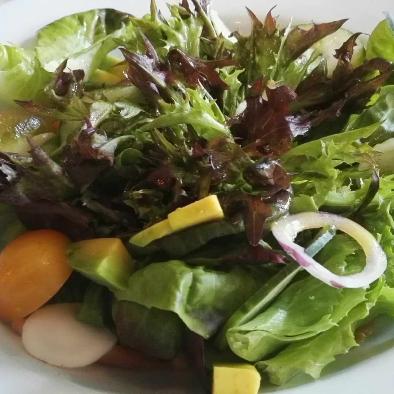 Ensalada del huerto de la casa