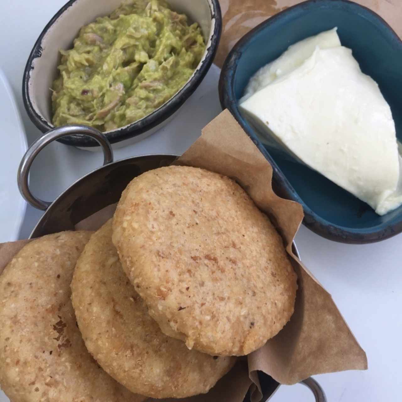 arepas de chicharron