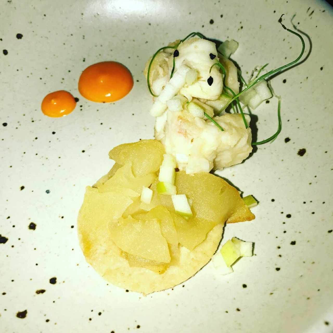 Tartaleta de manzana y langosta