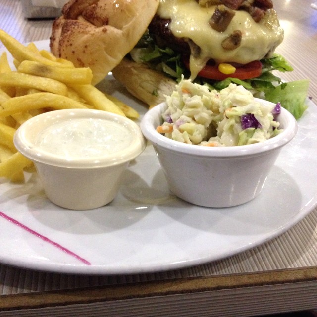 Daws burger. 